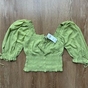 NWT Abercrombie & Fitch Green Cropped Blouse